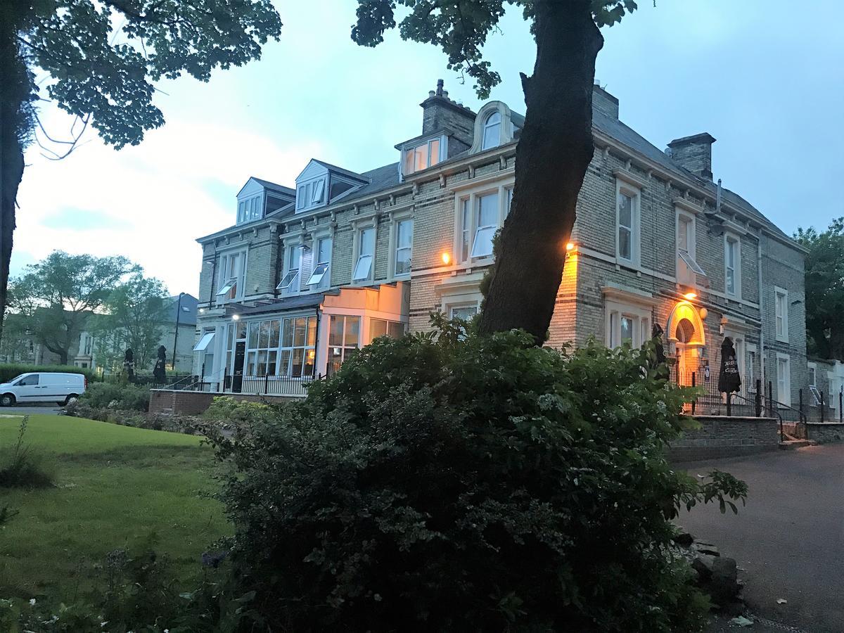 The New Clifton House Hotel Нюкасъл ъпон Тайн Екстериор снимка